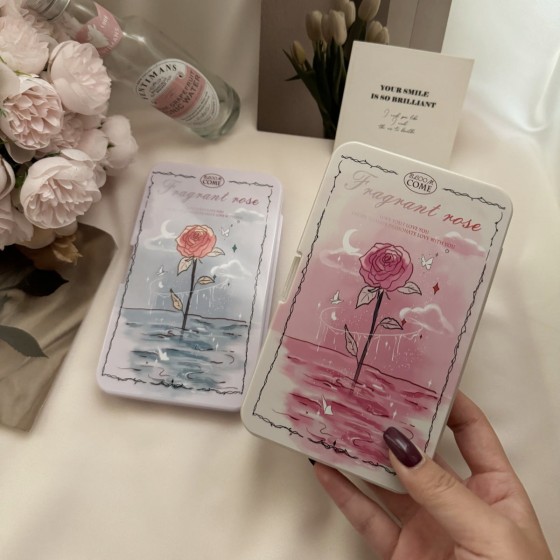 Vintage Fantasy Rose Colored Contact Lens Case