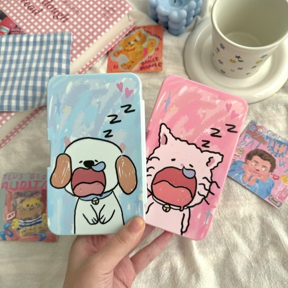 Sleepy Puppy And Cat Colored Contact Lens Case